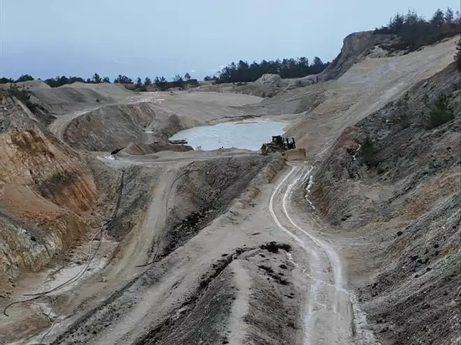 Bandera negra para la mina de Monte Neme por una herida ambiental que sigue abierta