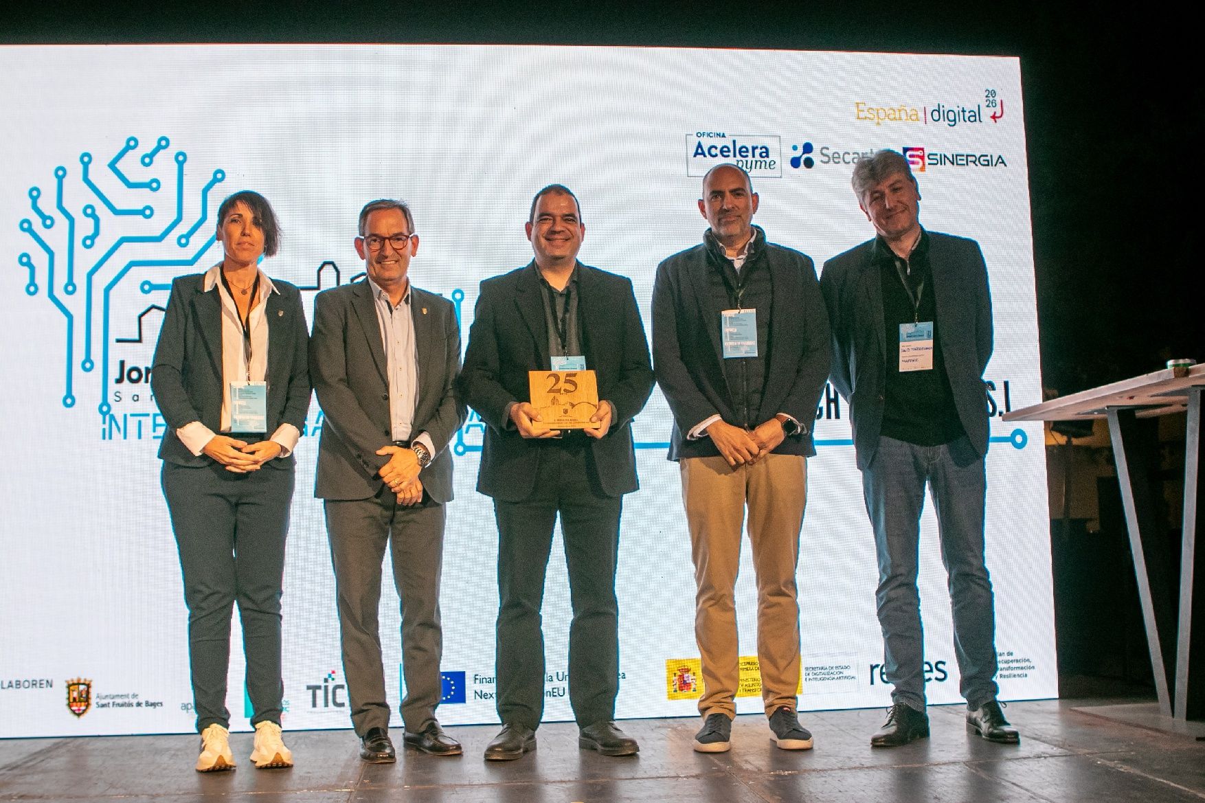 La primera "Jornada Comerç i Empresa" de Sant Fruitós de Bages aplega un centenar de professionals