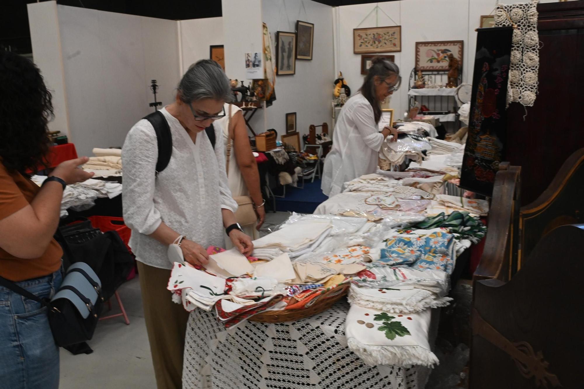 Las imágenes de la Feria de antigüedades de Vila-real