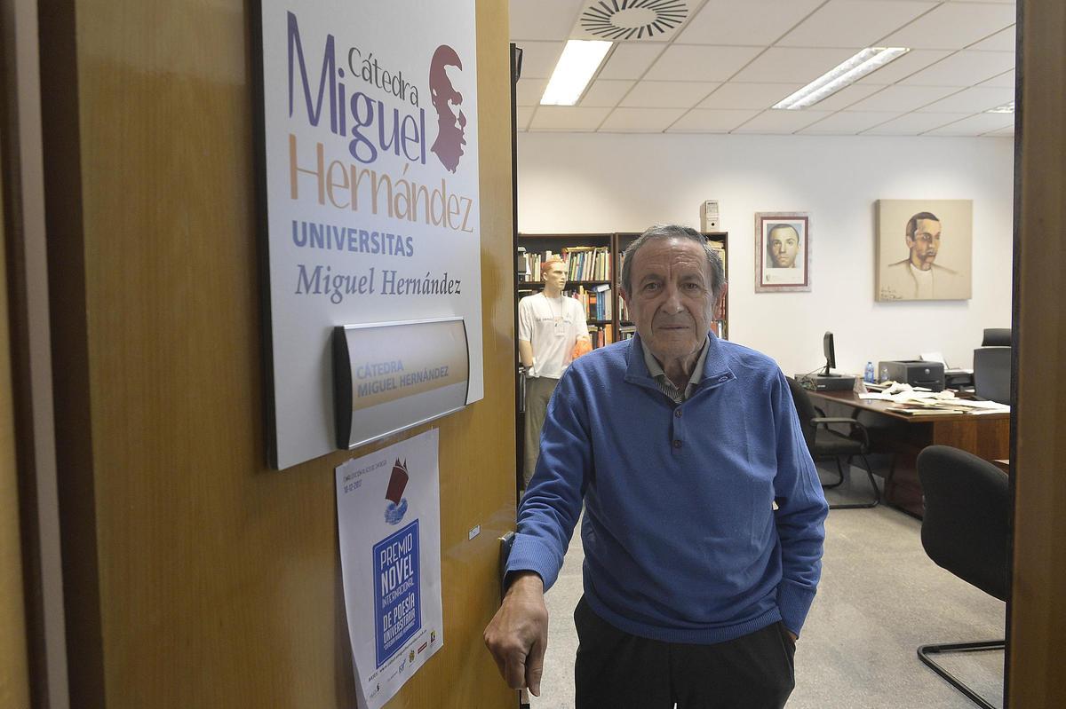 Francisco Esteve, en la cátedra Miguel Hernández