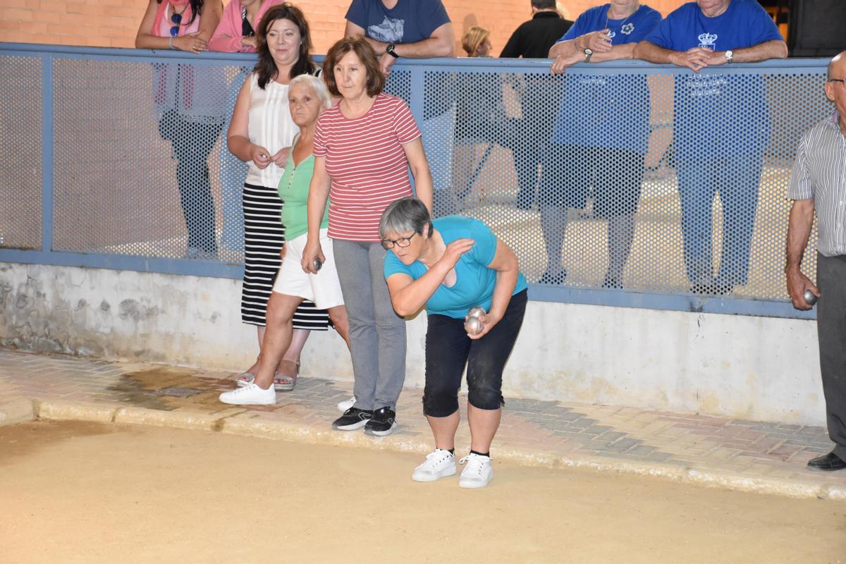Celebración del campeonato de petanca durante una anterior edición de La Noche en Blanco en San Vicente de Alcántara.