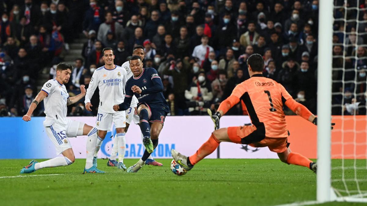 Mbappé firma el 1-0 del PSG al Madrid en el Parque de los Príncipes en el tiempo añadido.