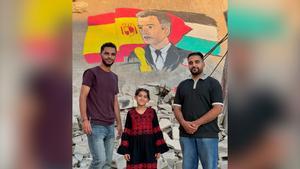 Los hermanos de Gaza que pintan murales de Lamine Yamal y Pedro Sánchez para agradecer el apoyo de España a Palestina