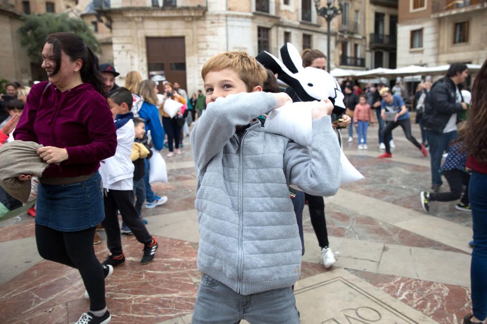 Guerra de almohadas en València