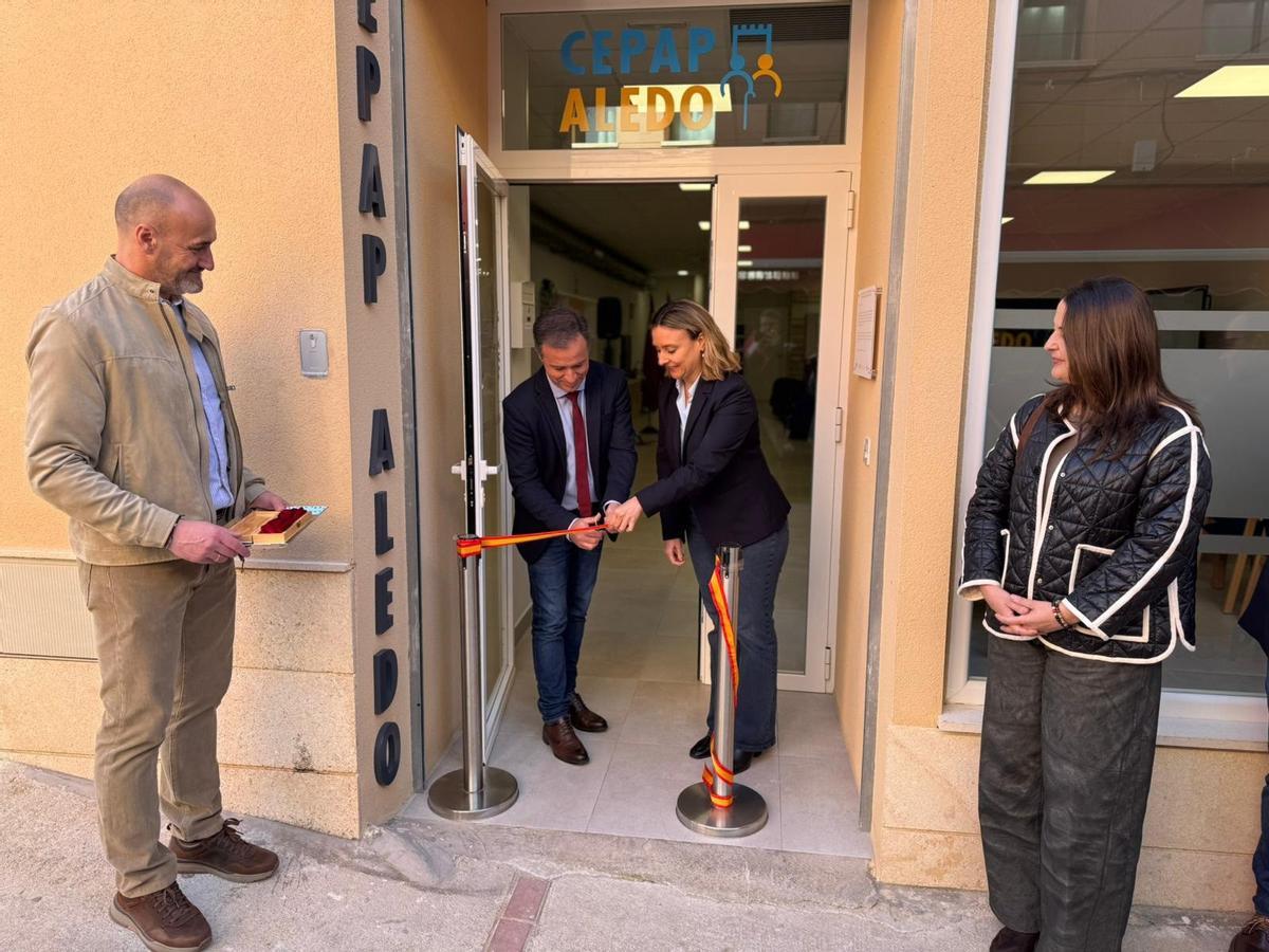 Inauguración del centro de mayores de Aledo