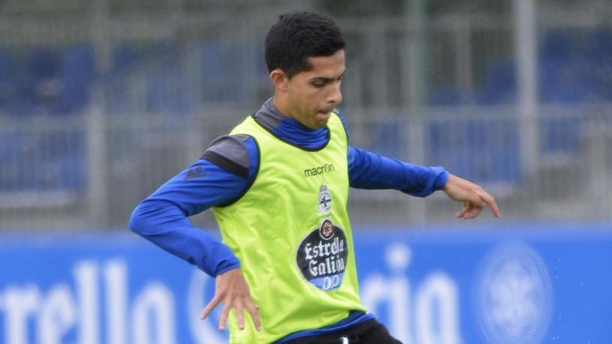 Bicho regresa cinco meses después a una lista del Fabril