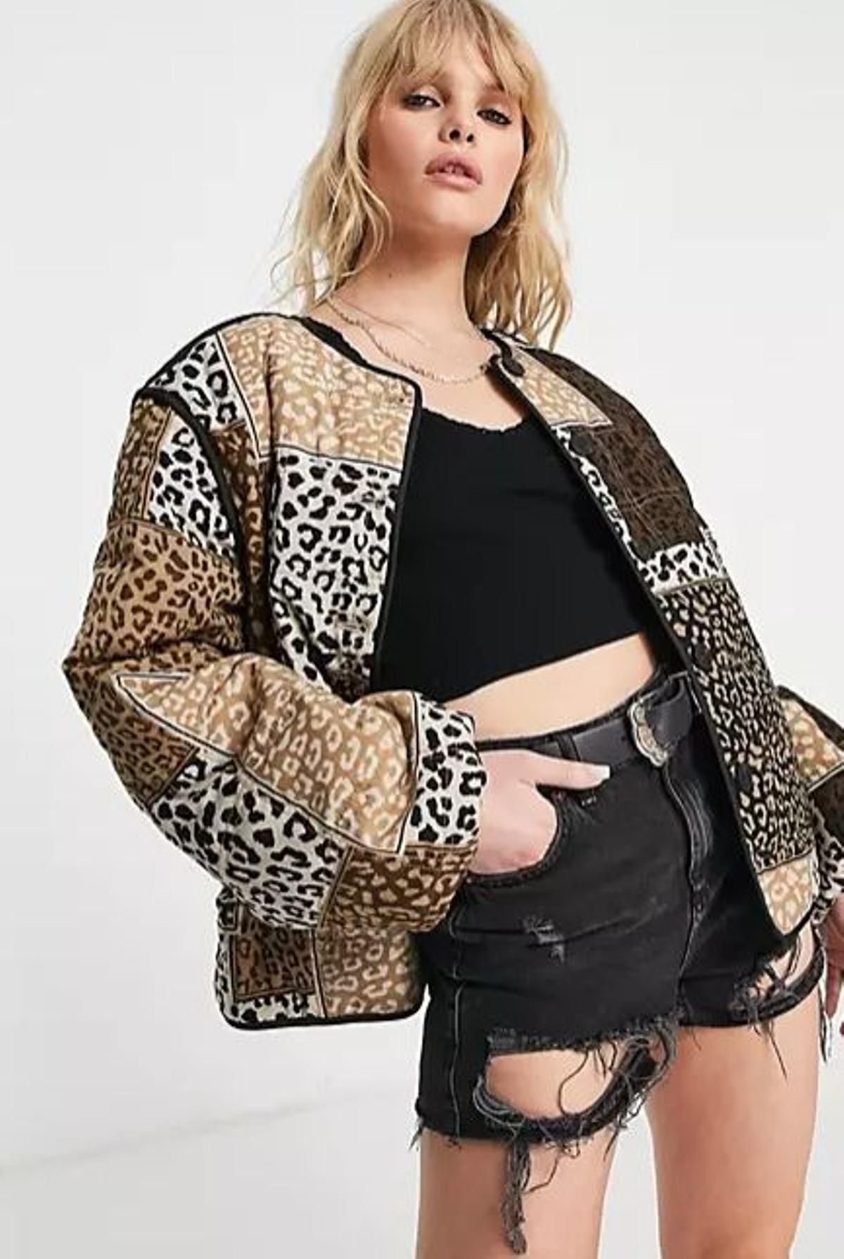 Chaqueta bomber con estampado animal variado de Object