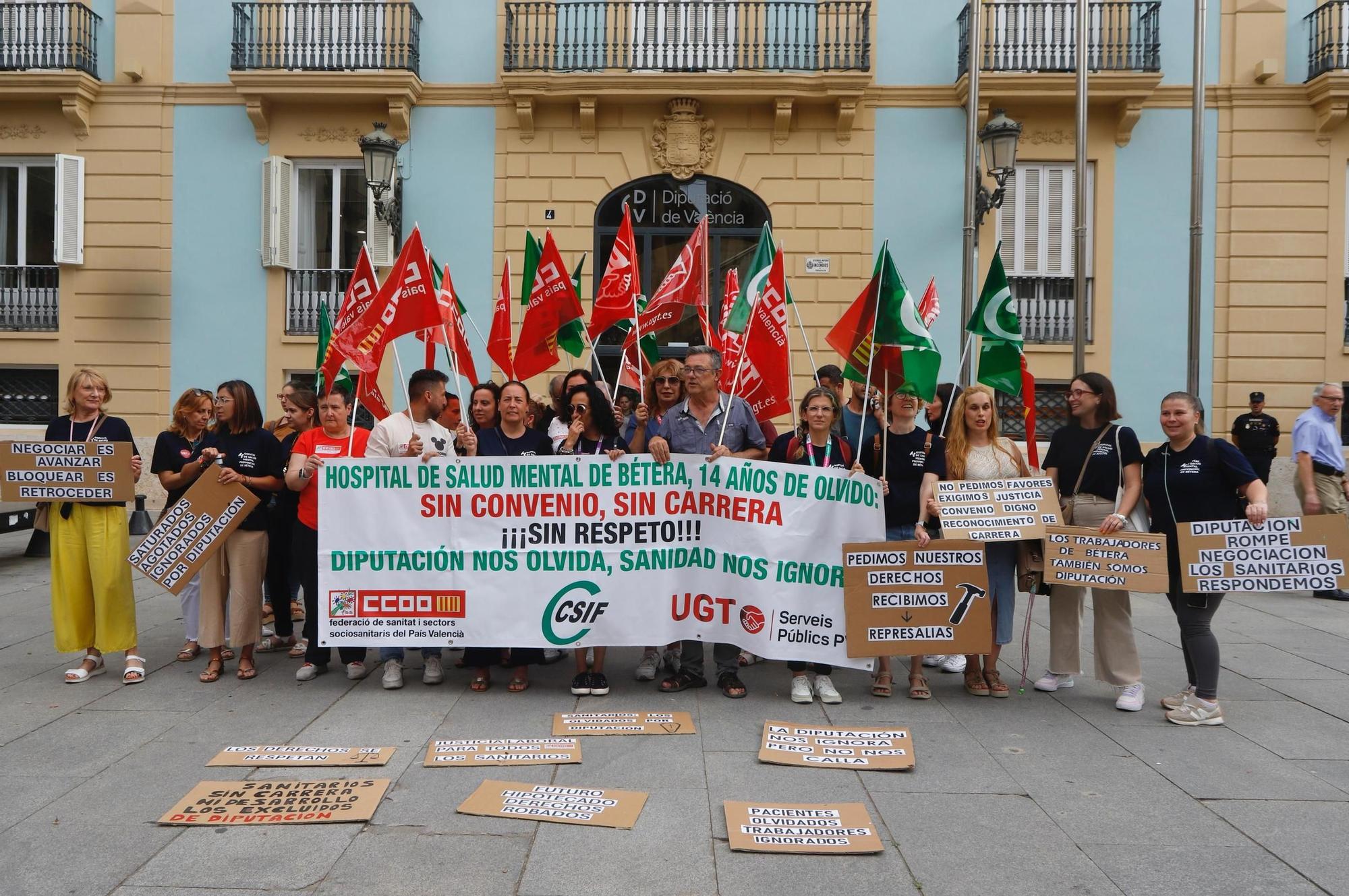 Los sindicatos del Hospital de Salud Mental de Bétera reclaman un convenio y carrera