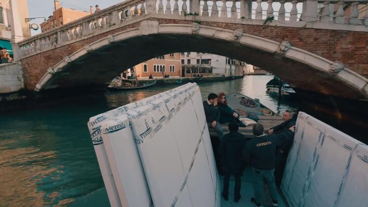 De Venecia a A Coruña: el traslado de las obras de 'Dioses y héroes del barroco veneciano' paso a paso