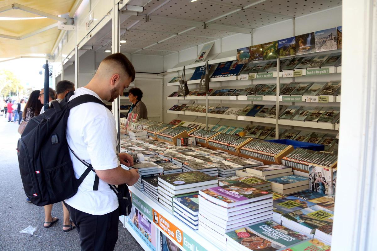 La Setmana del Llibre en Català cierra con 100.000 visitas La Setmana del Llibre en Català cierra con 100.000 visitas