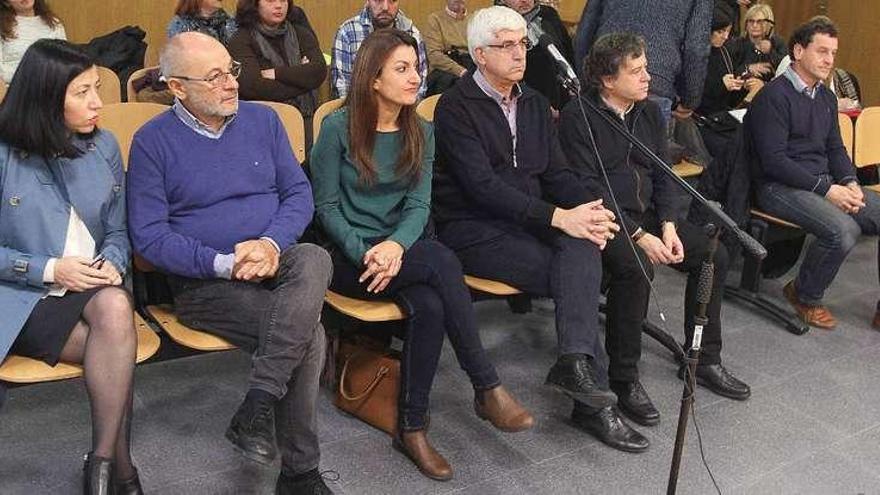 Áurea Soto, Francisco Rodríguez, Iolanda Pérez, Xosé Carballido, Fernando Varela y Xosé Somoza, en el juicio. // Iñaki Osorio