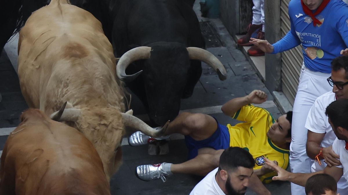 Quinto encierro de San Fermín con toros de Jandilla