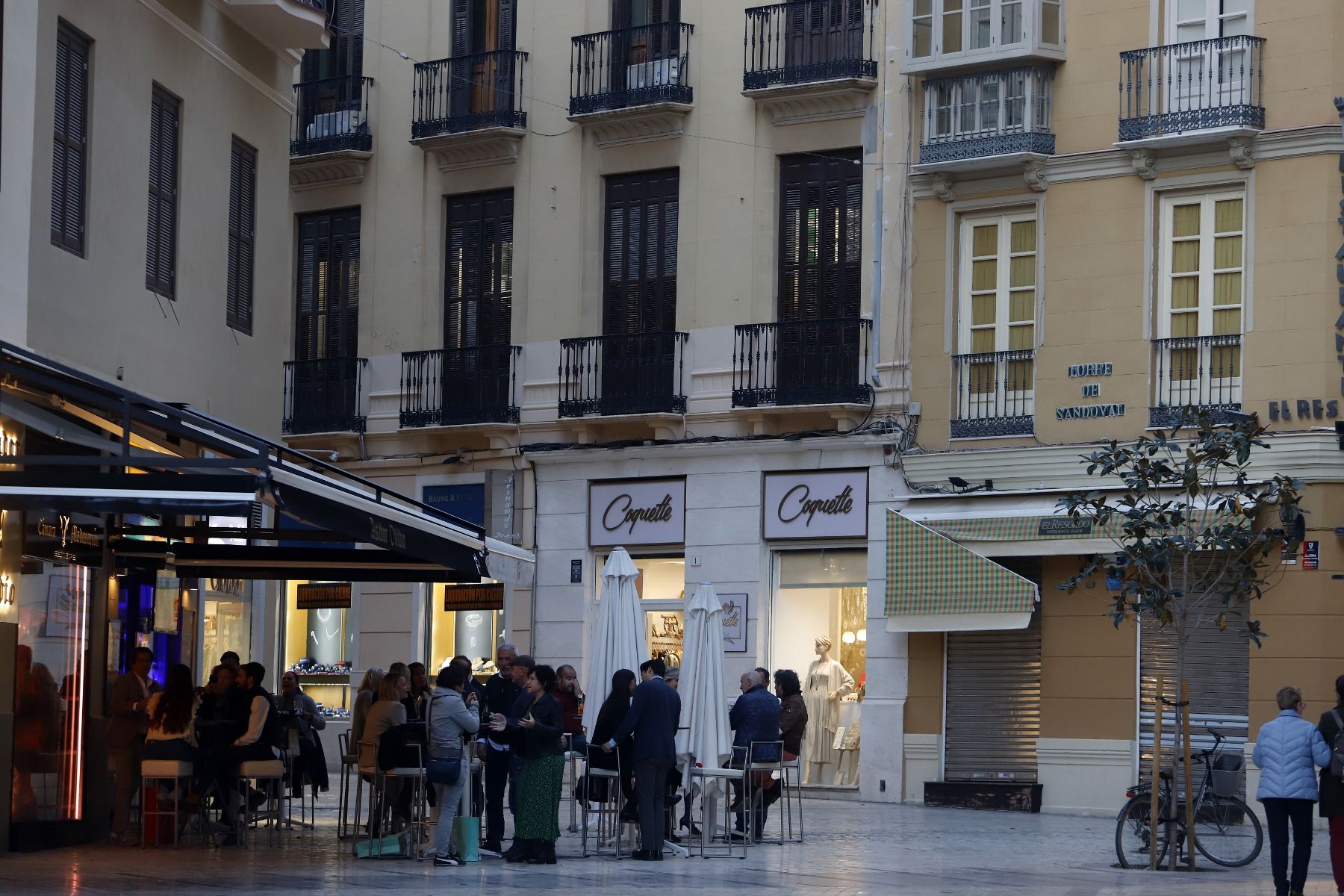 Comienza el horario ampliado en restaurantes y comercios de Málaga