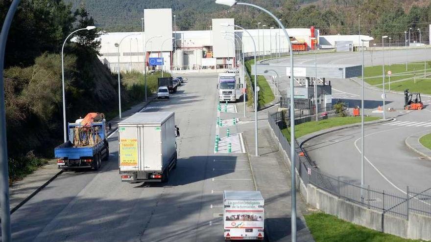 El polígono de O Pousadoiro, en el término municipal de Vilagarcía. // Noé Parga