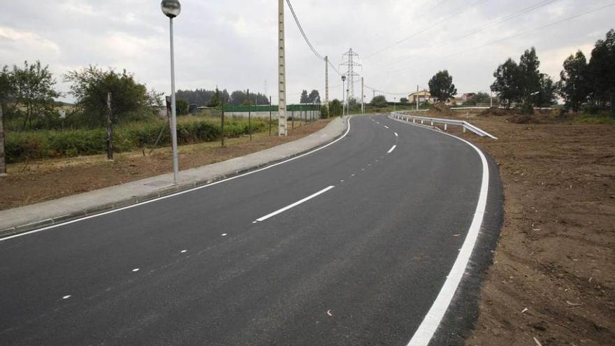 El concejo gana un nuevo kilómetro de carretera