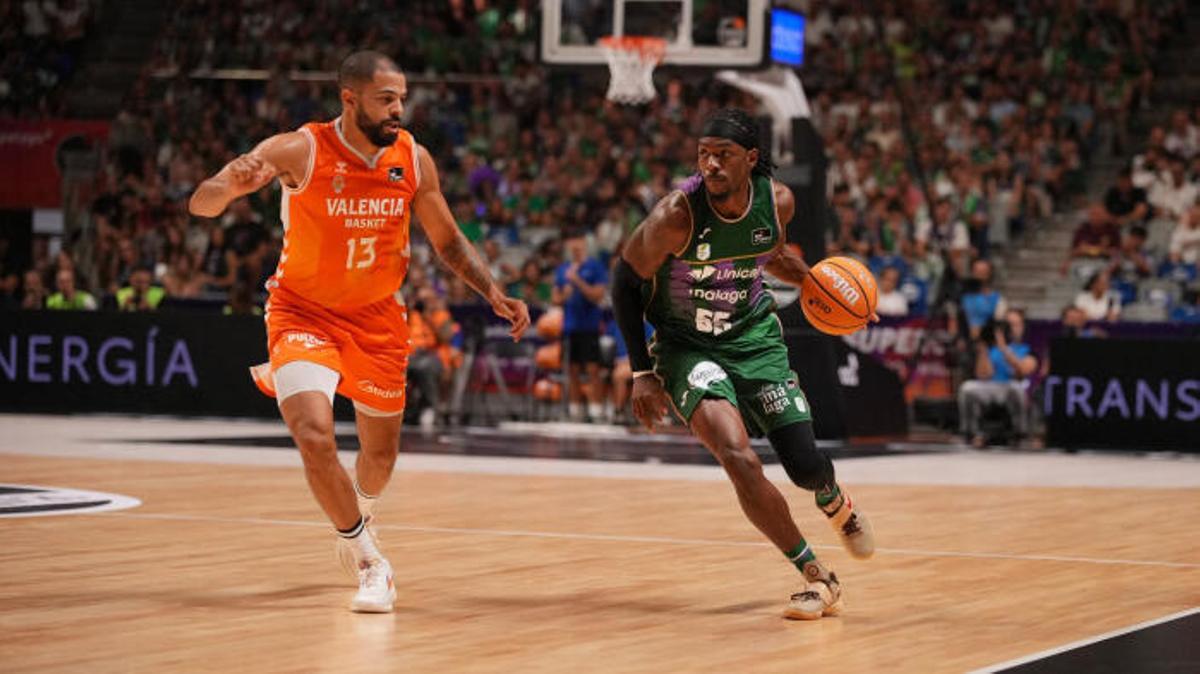 Kendrick Perry en un duelo ante el Valencia Basket.