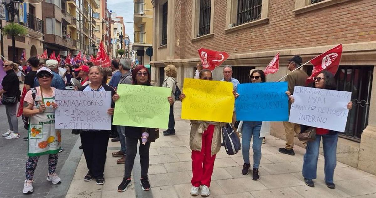 Empleadas del hogar de Castellón en una manifestación reclamando más derechos.