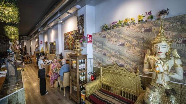 Interior del restaurant Thai Zap, de propietaris tailandesos. | MANU MITRU