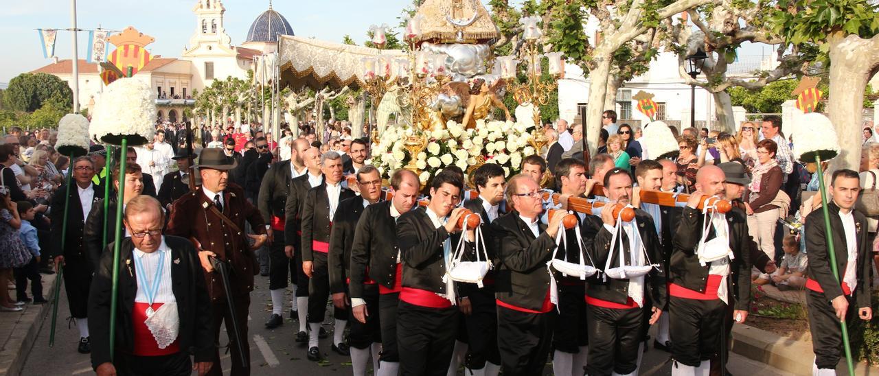 Procesión en honor a la patrona de Castelló.