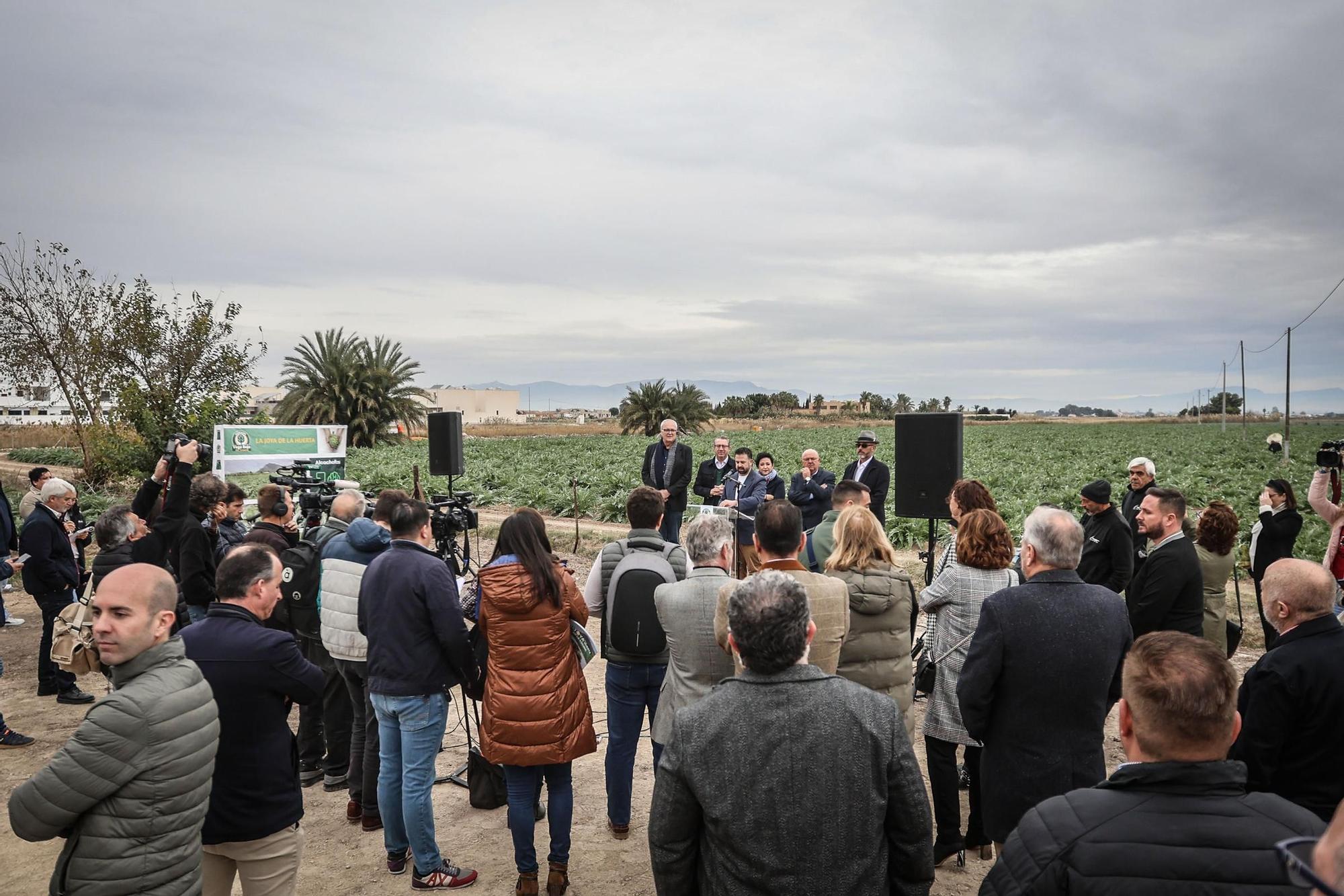 La chef Aurora Torres inaugura la temporada de la alcachofa