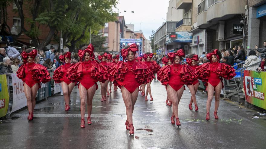 El Carnaval de Cabezo de Torres puede con la lluvia