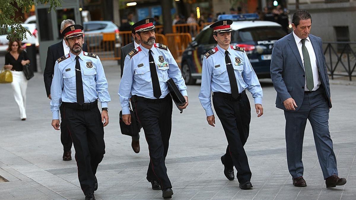 Ferran López, Josep Lluís Trapero y Juan Carlos Molinero acuden a declarar a la Audiencia Nacional, en octubre del año pasado.