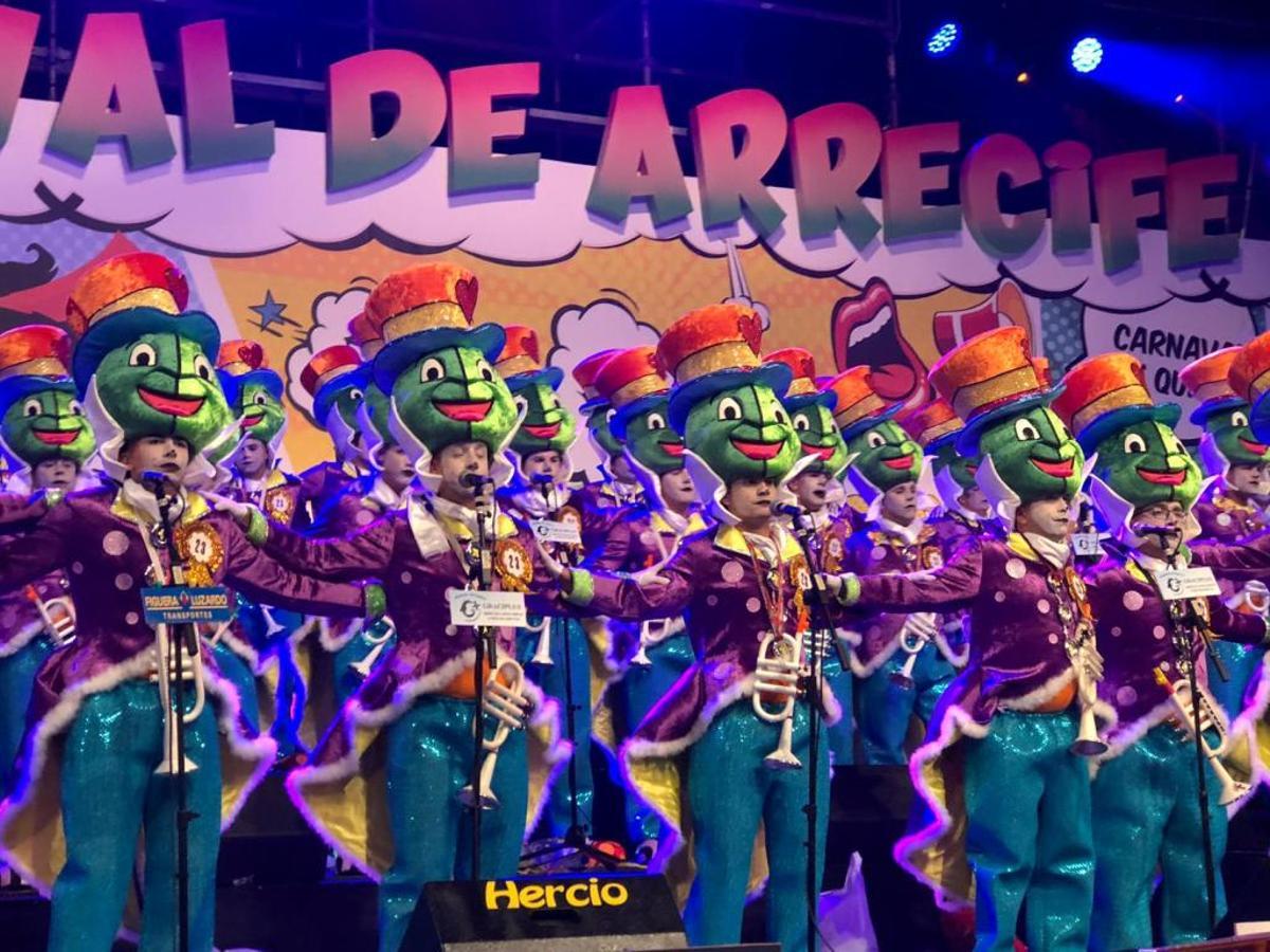 Las críticas si son con besos duelen mucho menos