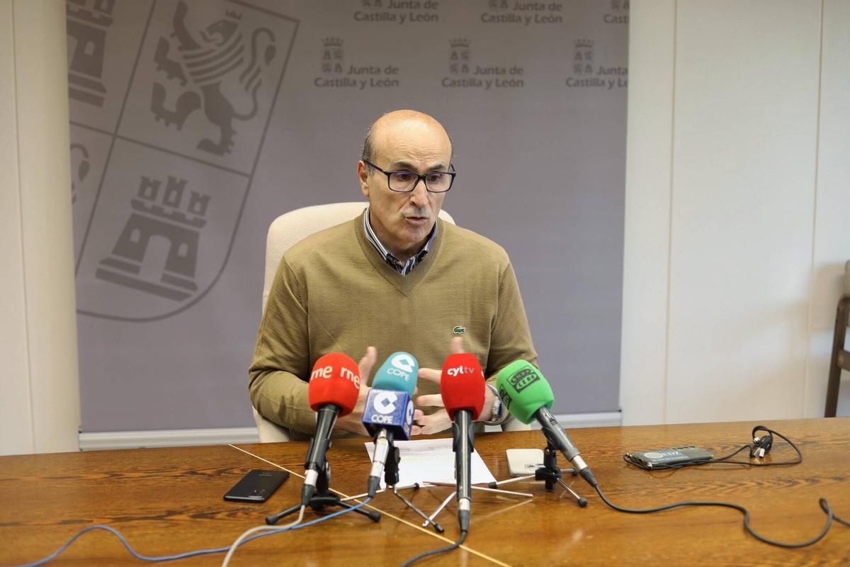 El delegado de la Junta, Fernando Prada, presenta el balance de incendios de 2024