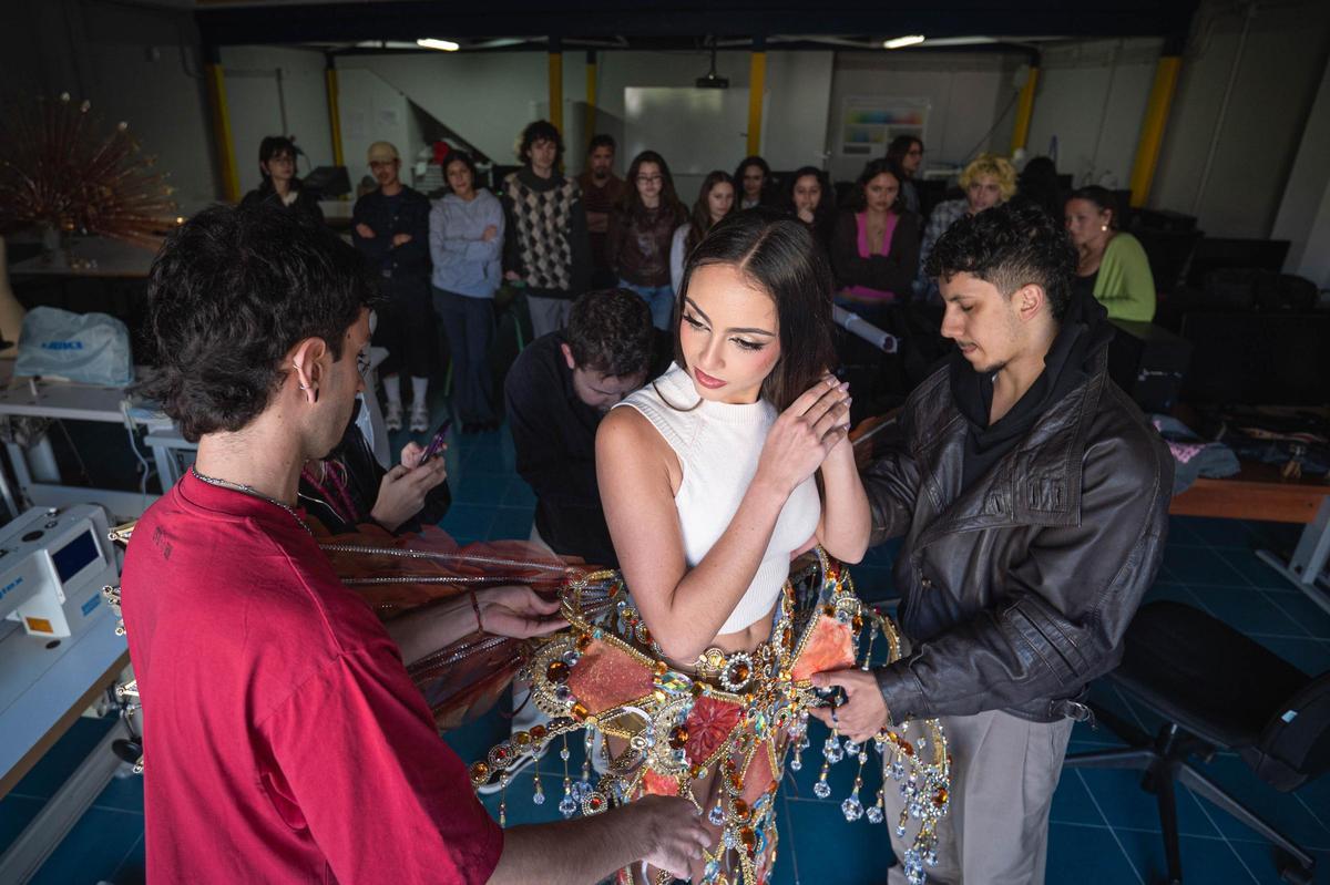 Curso del diseñador Alexis Santana