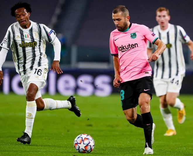 Juventus  - FC Barcelona partido correspondiente a la jornada 2 del grupo G de la UEFA Champions League disputado en el  Juvntus Stadium en Turín.