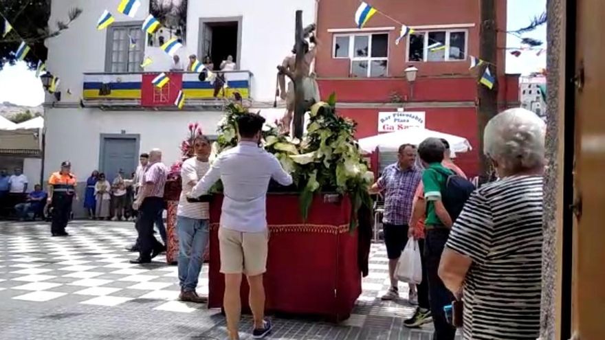 El pueblo de San Lorenzo saca a su patrón a la calle.