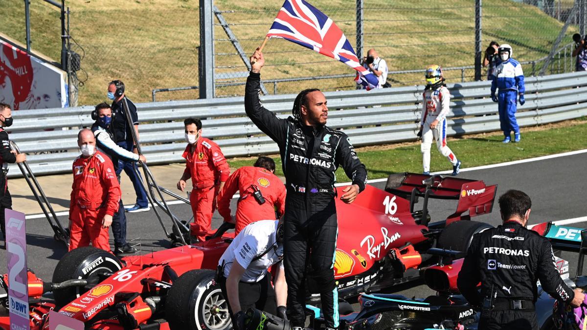 Lewis Hamilton tras ganar el Gran Premio de Gran Bretaña de F1