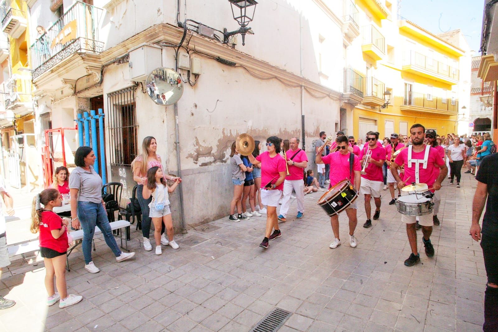 Todas las fotos del último sábado de fiestas de Almassora