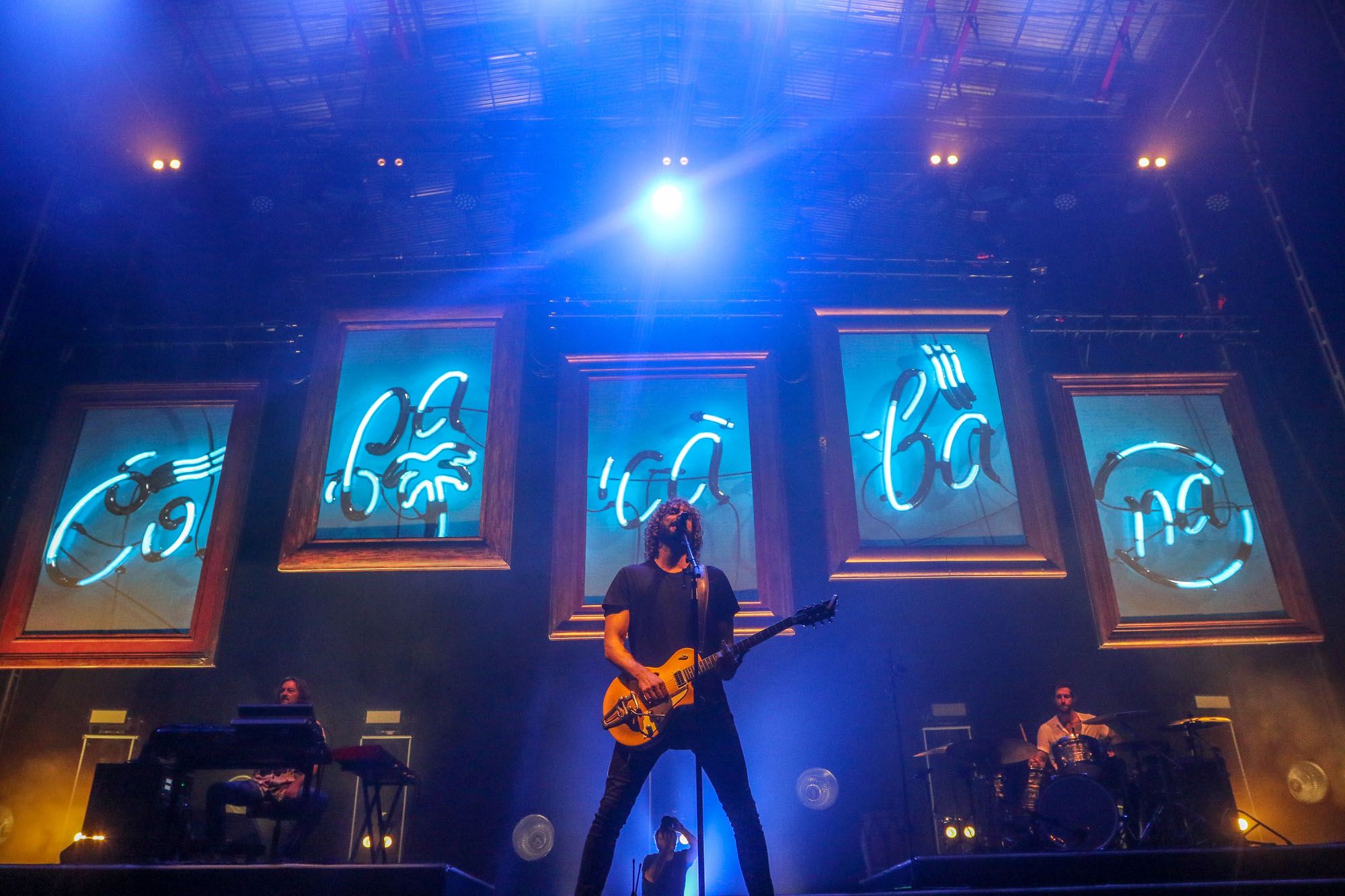 El concierto de Izal en el Autocine de Málaga, en imágenes