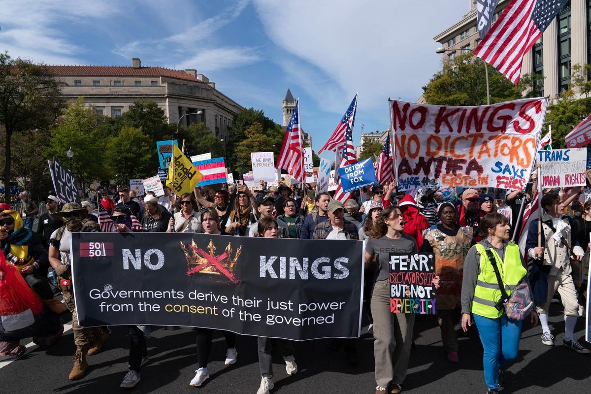Miles de personas llenan las calles de EEUU en la protesta No Kings contra la Administración Trump