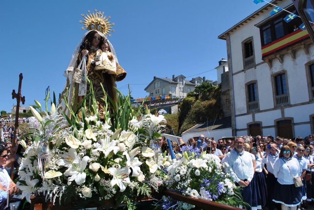 Procesión de la Virgen de El Carmen en Tapia