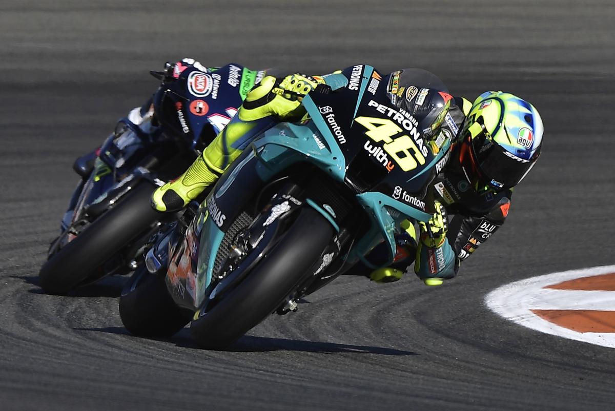 El piloto italiano Valentino Rossi, en su última carrera en MotoGP, en el GP de Valencia de 2021.