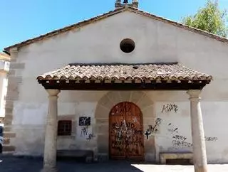 La Iglesia aumenta su patrimonio en ruina en Cáceres