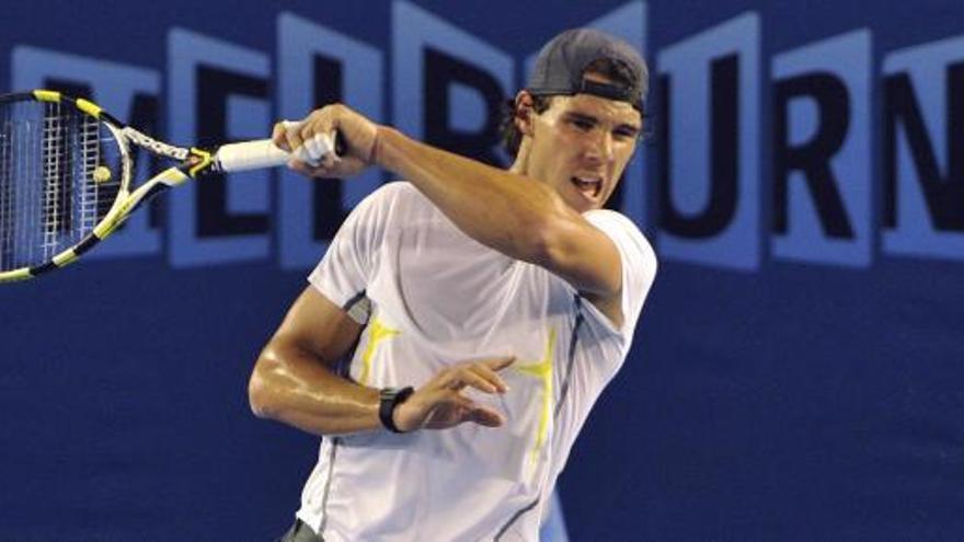 Rafa Nadal durante un entrenamiento en Melbourne.