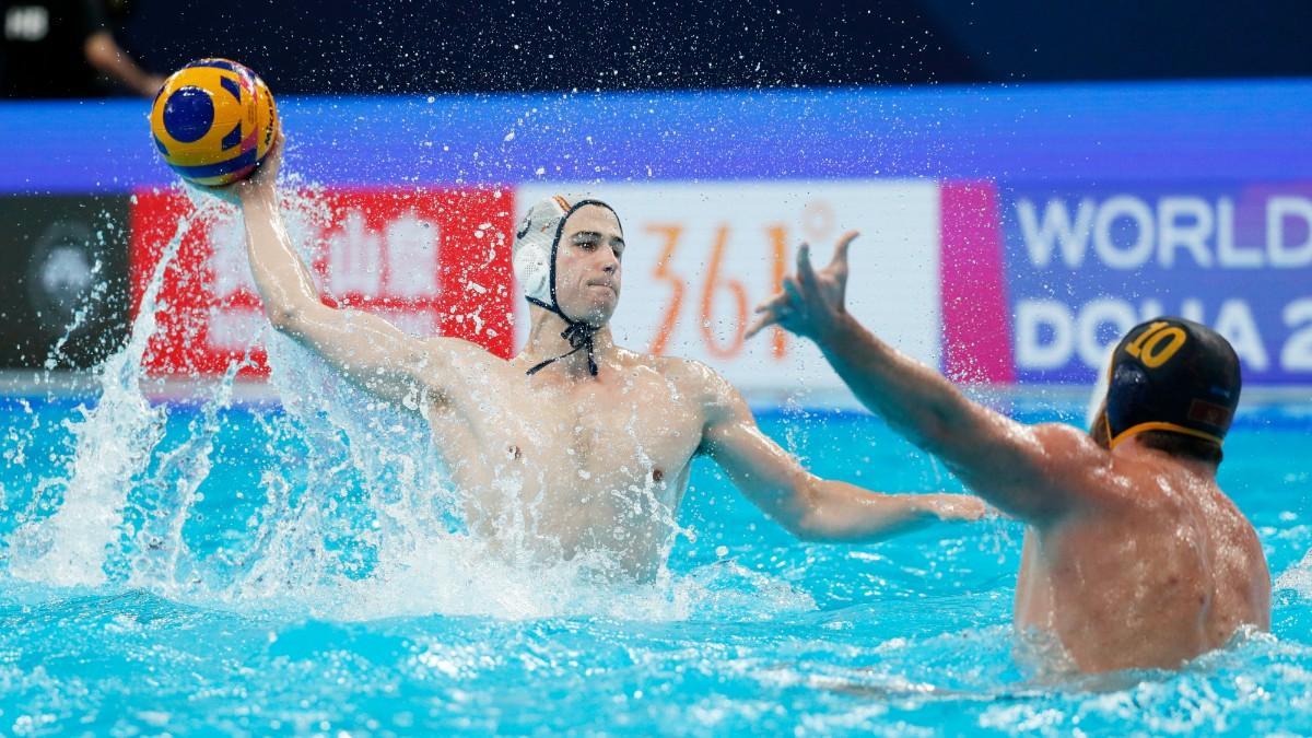 Álvaro Granados durante el duelo contra Montenegroen Doha 2024