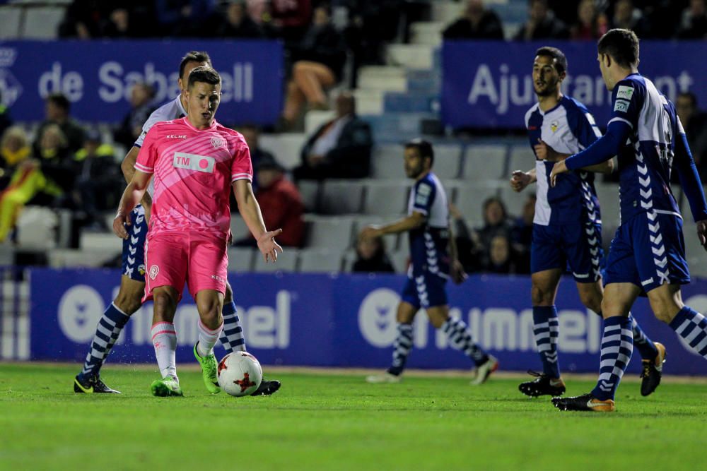 El Hércules se estrella en Sabadell