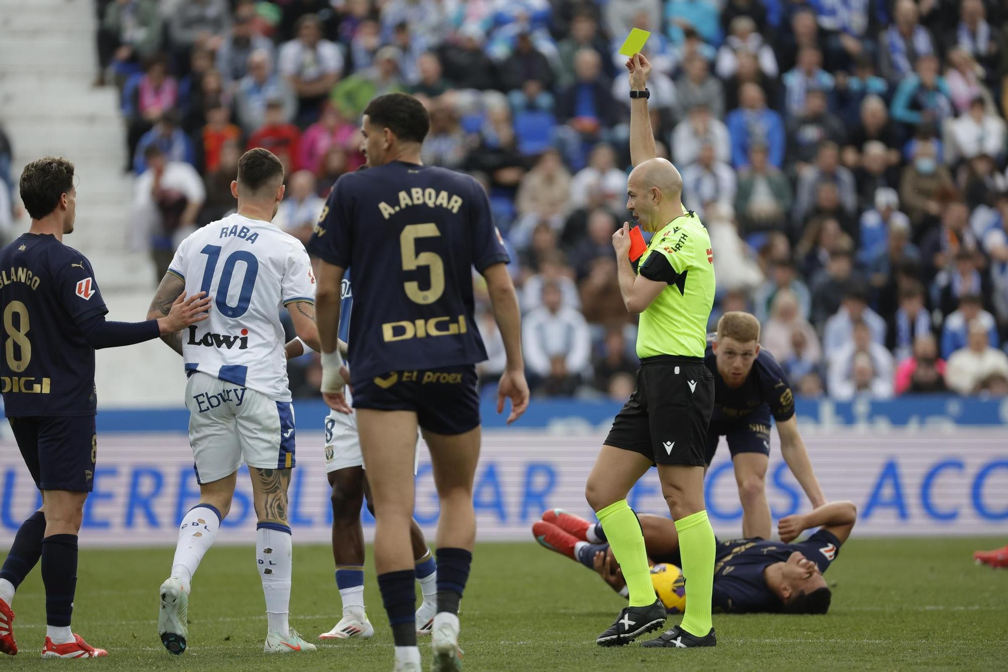 El Alavés vuelve a levantar la voz en contra del arbitraje