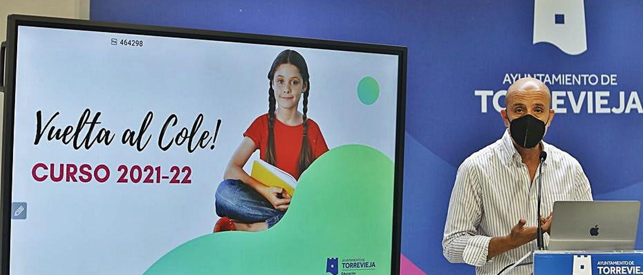 El curso arrancará con 10.662 alumnos en los centros educativos de Torrevieja | INFORMACION
