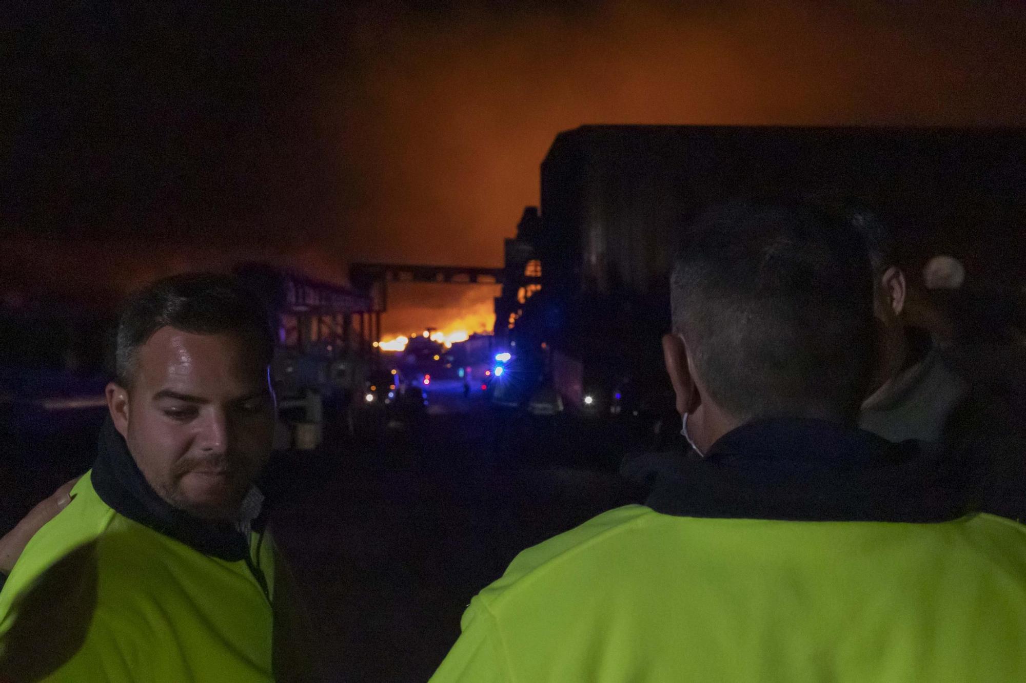 El incendio en el vertedero de Zonzamas (Lanzarote), en imágenes