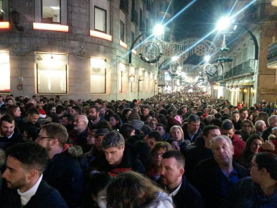 Ya es Navidad en Vigo: 10 milllones de luces para marcar una historia. // A. Villar | J. Lores | J. Álvarez | C. Delgado