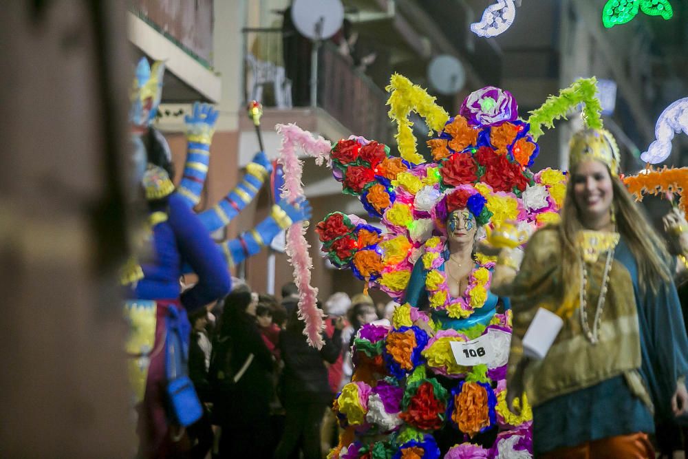 Búscate en las fotos del Carnaval en Benidorm