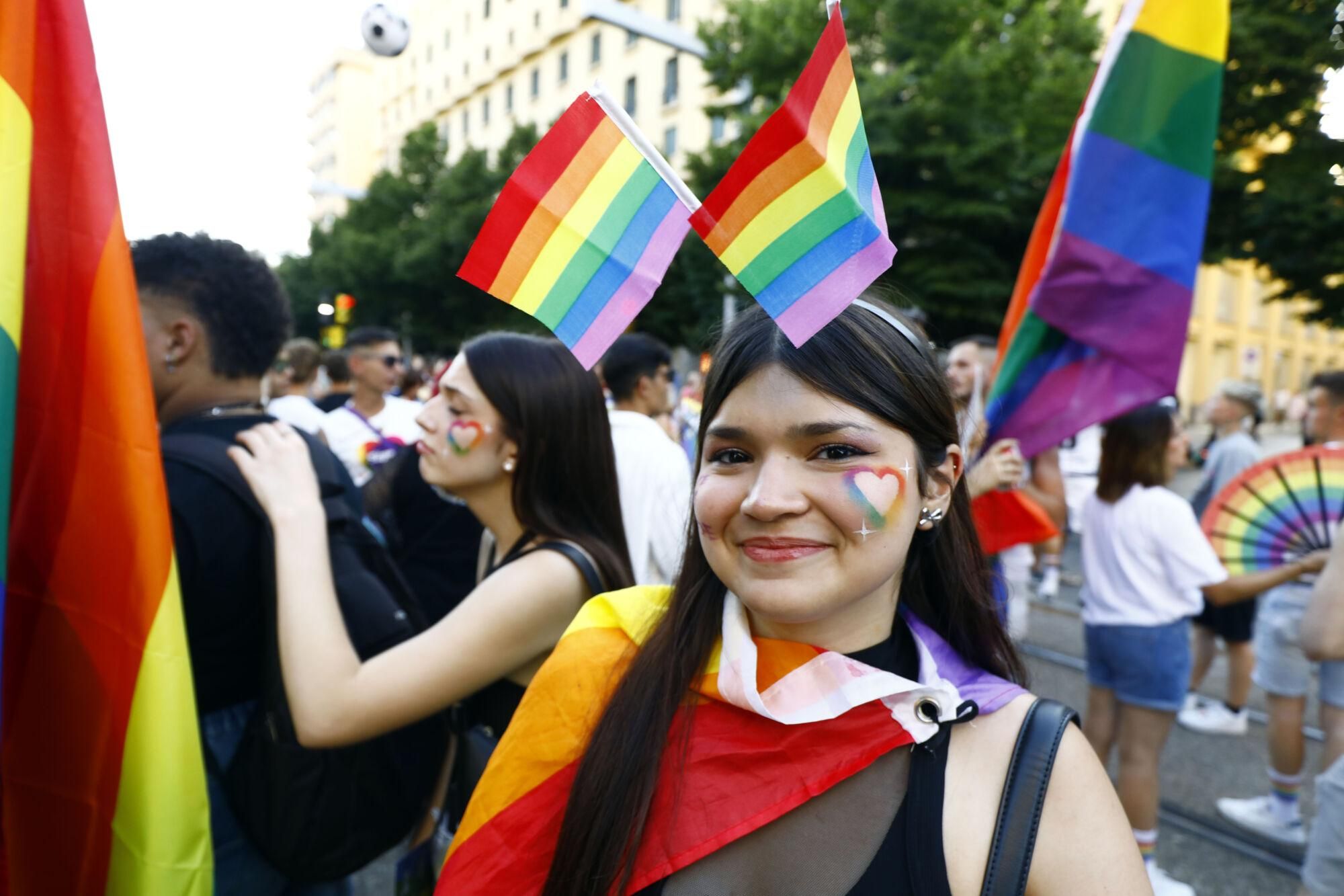 MARCHA DEL ORGULLO GAY LGTBIQ HOMOSEXUALES