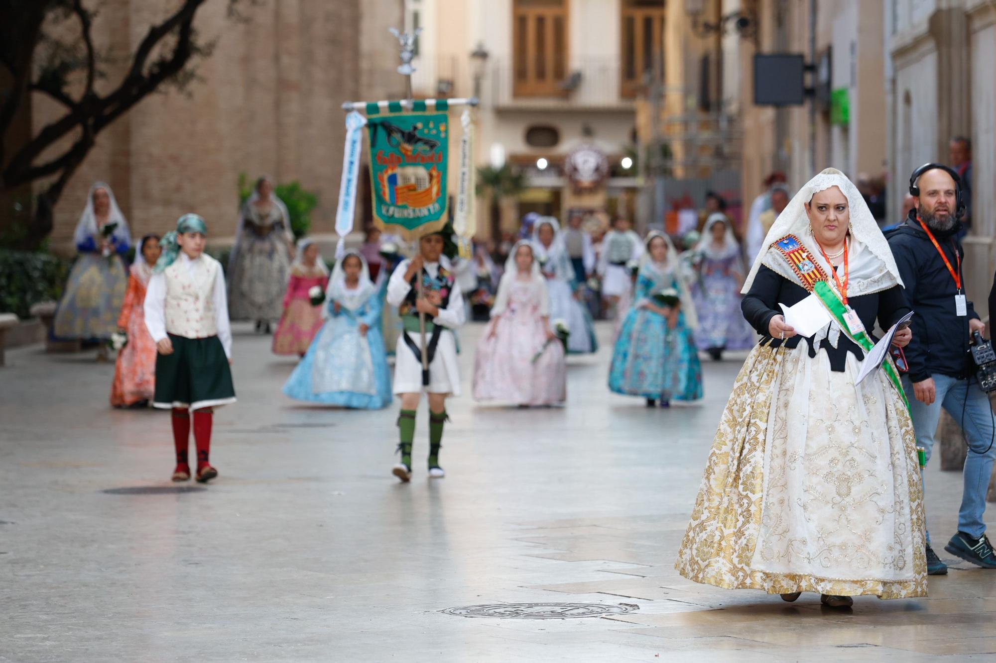 Búscate en el primer día de la Ofrenda en la calle San Vicente entre las 17:00 y las 18:00