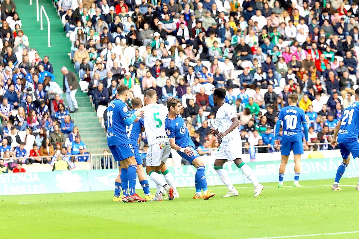 Las imágenes del Córdoba CF - Linares Deportivo