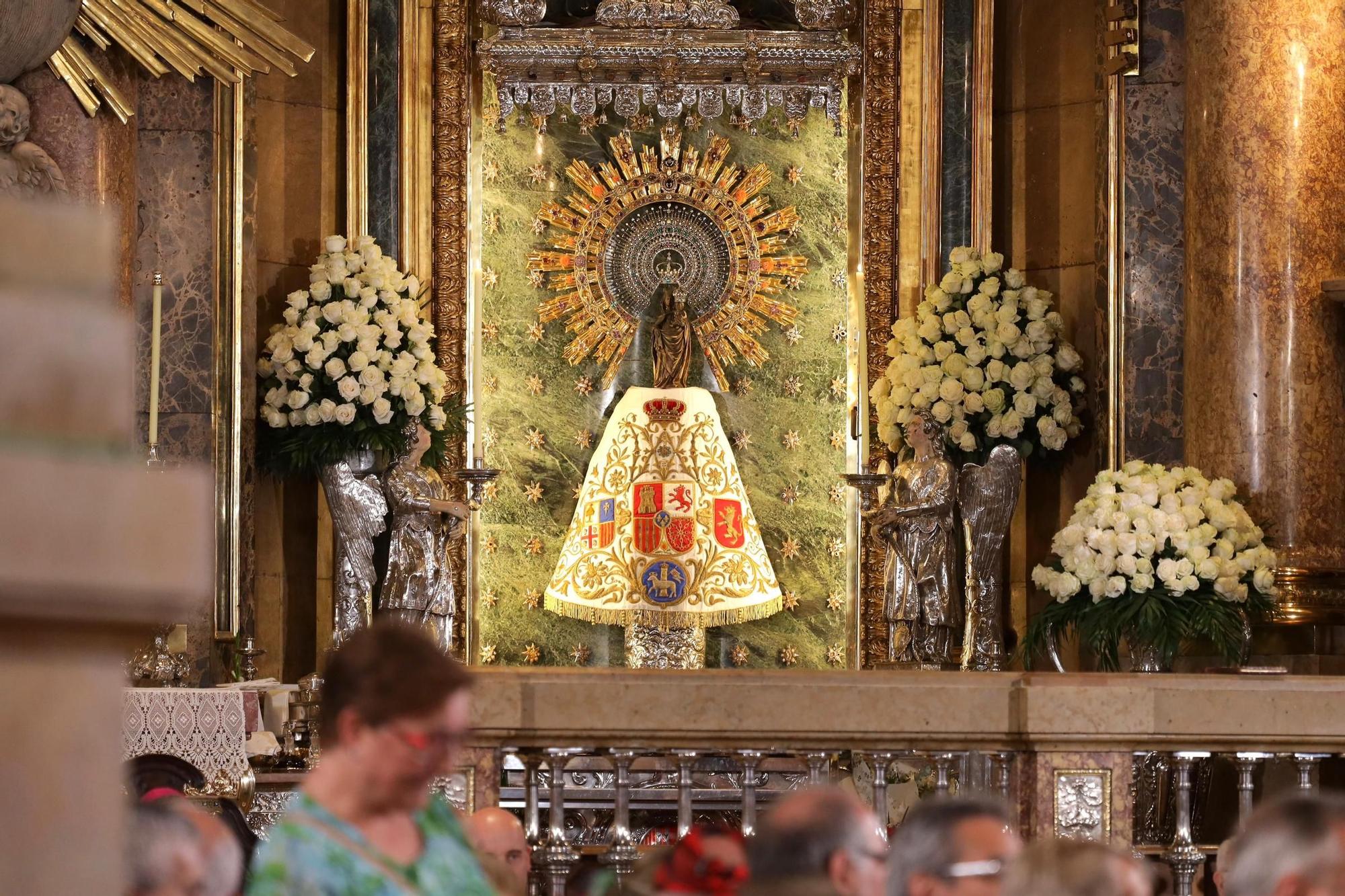 La Ofrenda de Frutos brilla un año más por el centro de Zaragoza